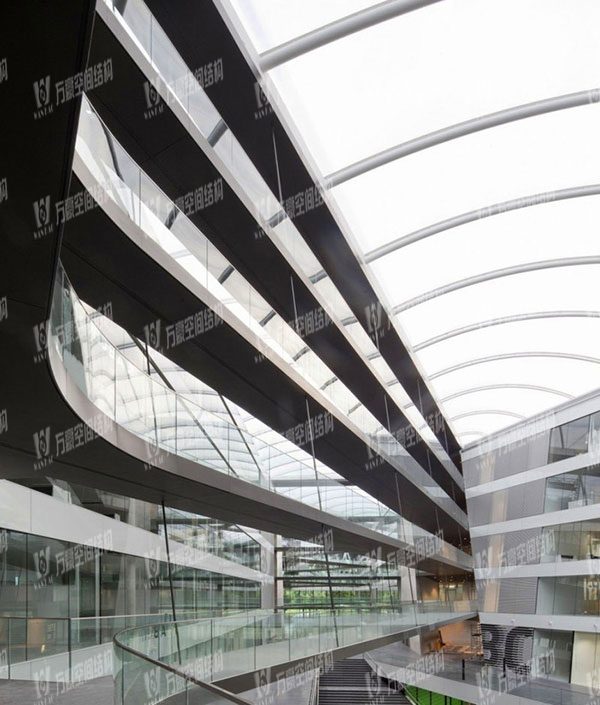 ETFE薄膜是什么材料？ETFE透明膜結(jié)構(gòu)有哪些特點？