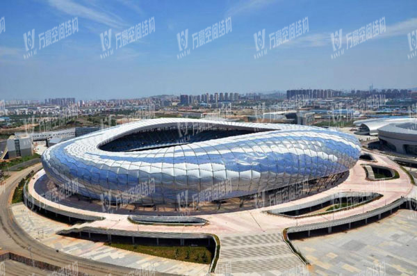 ETFE薄膜是什么材料？ETFE透明膜結(jié)構(gòu)有哪些特點？