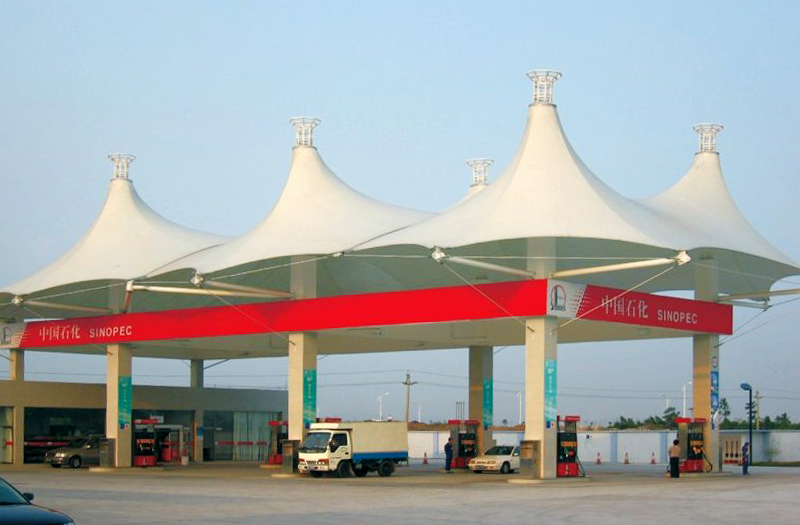 膜結(jié)構(gòu)加油站有什么優(yōu)點(diǎn)？為什么加油站頂棚優(yōu)先選擇膜結(jié)構(gòu)？