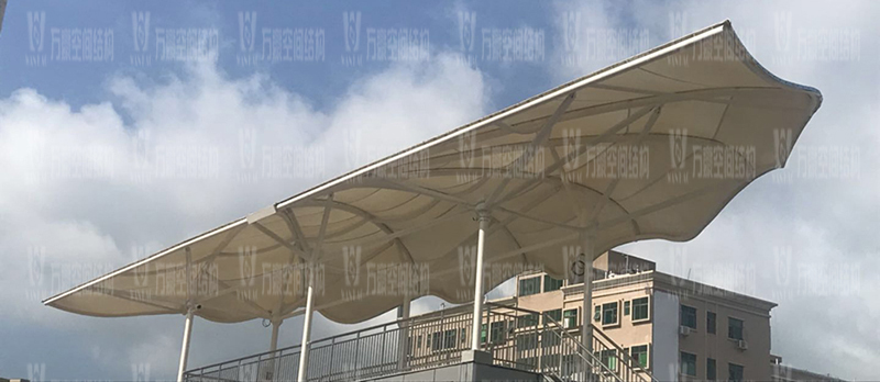 什么是張拉膜結構?張拉膜結構建筑安裝注意事項有哪些？