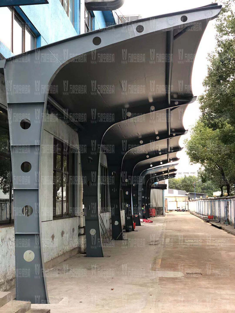 安裝膜結(jié)構(gòu)車棚需要注意什么事項？膜結(jié)構(gòu)車棚怎么安裝才能保證質(zhì)量？