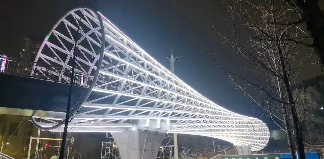 小蠻腰“倒了”嗎？