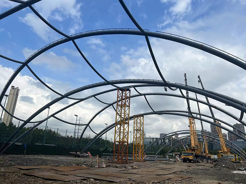 萬(wàn)豪空間結(jié)構(gòu)員工到寧波諾丁漢大學(xué)室外運(yùn)動(dòng)膜結(jié)構(gòu)項(xiàng)目學(xué)習(xí)交流 萬(wàn)豪空間結(jié)構(gòu)員工到寧波諾丁漢大學(xué)室外運(yùn)動(dòng)膜結(jié)構(gòu)項(xiàng)目學(xué)習(xí)交流