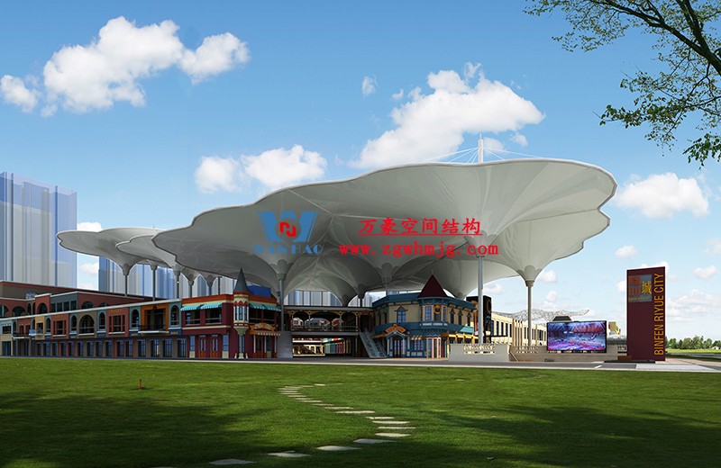 山東聊城萬達小鎮(zhèn)七彩祥云PTFE膜結構項目 山東聊城萬達小鎮(zhèn)七彩祥云PTFE膜結構項目