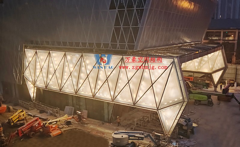 成都中建錦源匯膜結(jié)構(gòu)項目工程最新進展