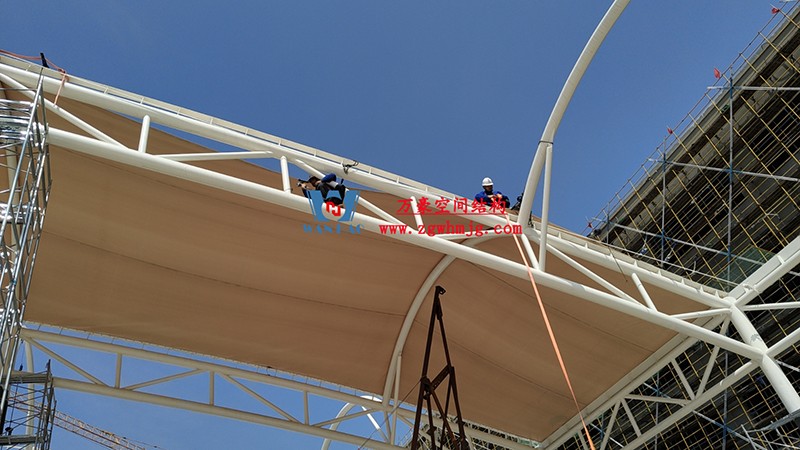 勞動最光榮，致敬一線工作者！