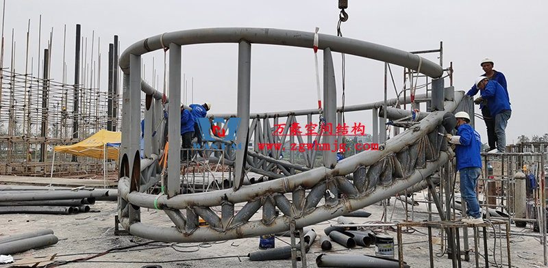 四川南充電影學(xué)院景觀膜結(jié)構(gòu)工程位于四川省南充市，此工程由寧波萬(wàn)豪空間結(jié)構(gòu)工程有限公司承建。  四川南充電影學(xué)院景觀膜結(jié)構(gòu)工程  四川南充電影學(xué)院景觀膜結(jié)構(gòu)工程  四川南充電影學(xué)院景觀膜結(jié)構(gòu)工程  四川南充電影學(xué)院景觀膜結(jié)構(gòu)工程  四川南充電影學(xué)院景觀膜結(jié)構(gòu)工程  四川南充電影學(xué)院景觀膜結(jié)構(gòu)工程  四川南充電影學(xué)院景觀膜結(jié)構(gòu)工程  四川南充電影學(xué)院景觀膜結(jié)構(gòu)工程  四川南充電影學(xué)院景觀膜結(jié)構(gòu)工程  四川南充電影學(xué)院景觀膜結(jié)構(gòu)工程  四川南充電影學(xué)院景觀膜結(jié)構(gòu)工程