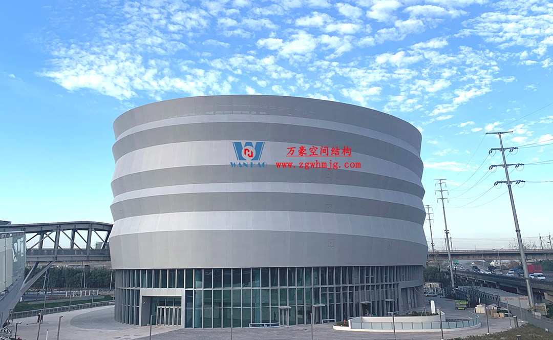 有骨骼、有皮膚的PTFE膜結(jié)構(gòu)建筑