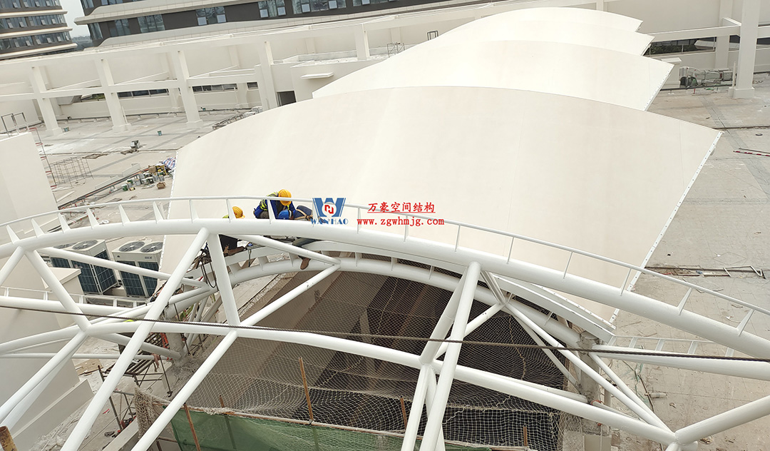 工程進(jìn)度全速推進(jìn)，PTFE膜材張拉在即！