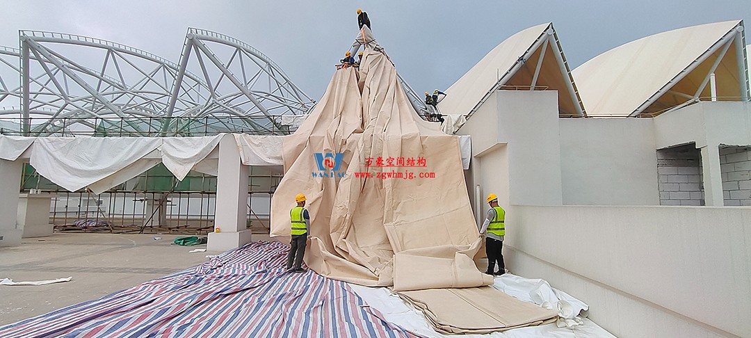 施工加速，這個PTFE膜結構天幕即將完工！