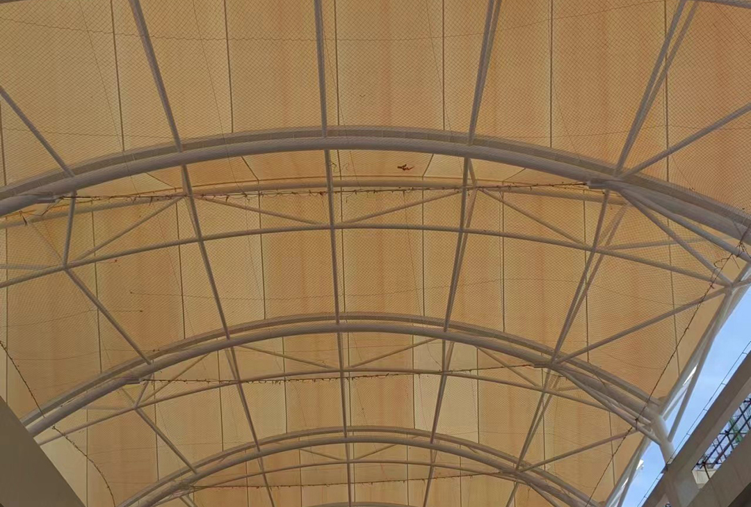 超強(qiáng)臺(tái)風(fēng)"摩羯"狂嘯登陸，這個(gè)膜結(jié)構(gòu)天幕經(jīng)受?chē)?yán)峻考驗(yàn)！