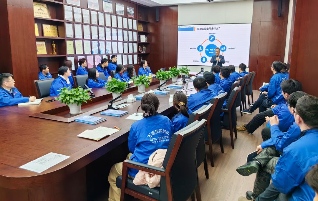 凝“新”聚力，奮勇前行|新員工崗前專業(yè)知識培訓，開啟征程新篇章