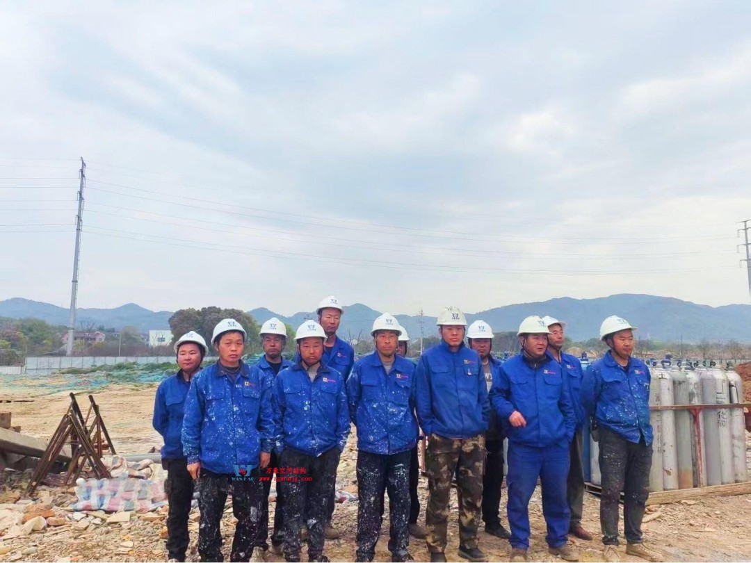 馭風(fēng)逐沙，織就賽道美學(xué)——比亞迪紹興嵊州賽車場(chǎng)干拔沙坡觀景平臺(tái)鋼膜結(jié)構(gòu)
