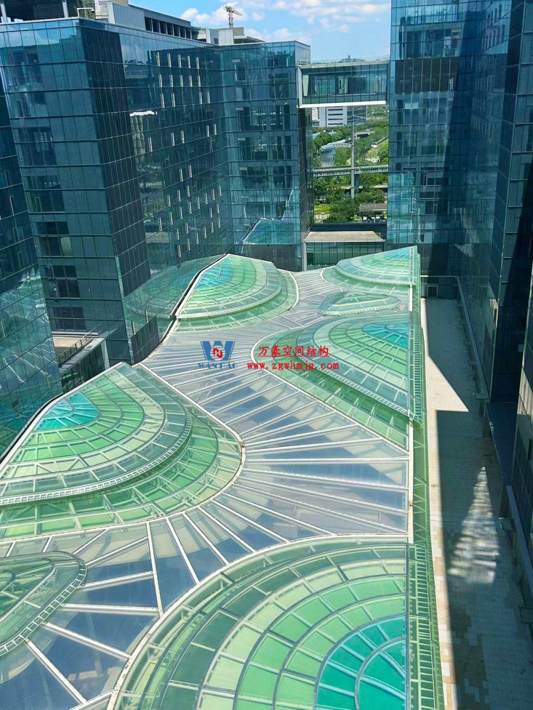杭州博多森谷項(xiàng)目 | 萬豪空間結(jié)構(gòu)以 “膜” 法重構(gòu)城市新地標(biāo) 杭州博多森谷項(xiàng)目 | 萬豪空間結(jié)構(gòu)以 “膜” 法重構(gòu)城市新地標(biāo)