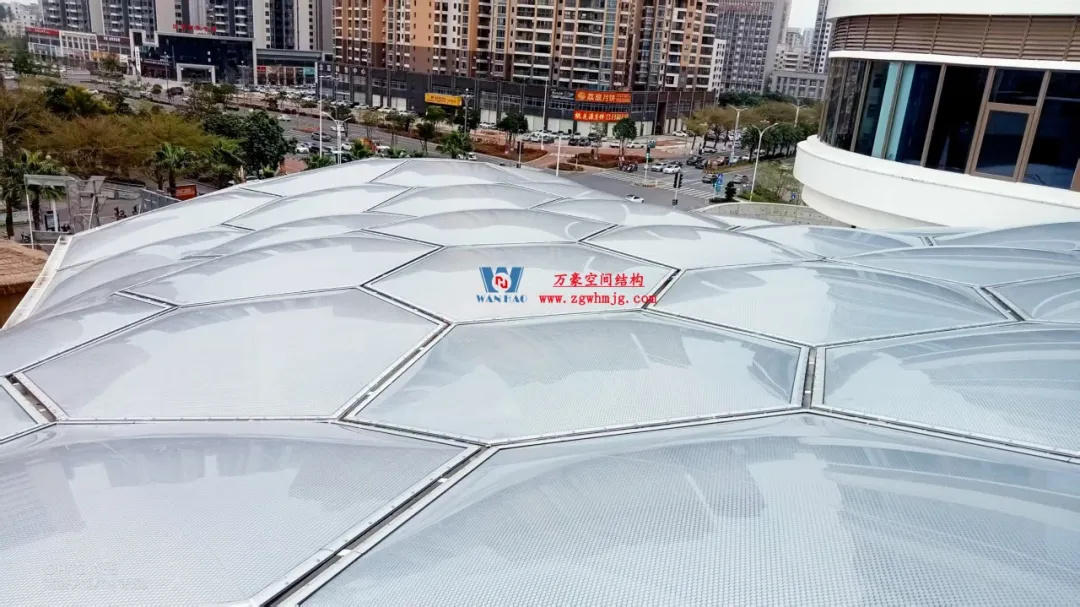 廣州茂名總匯天街商業(yè)街ETFE膜結(jié)構(gòu)工程
