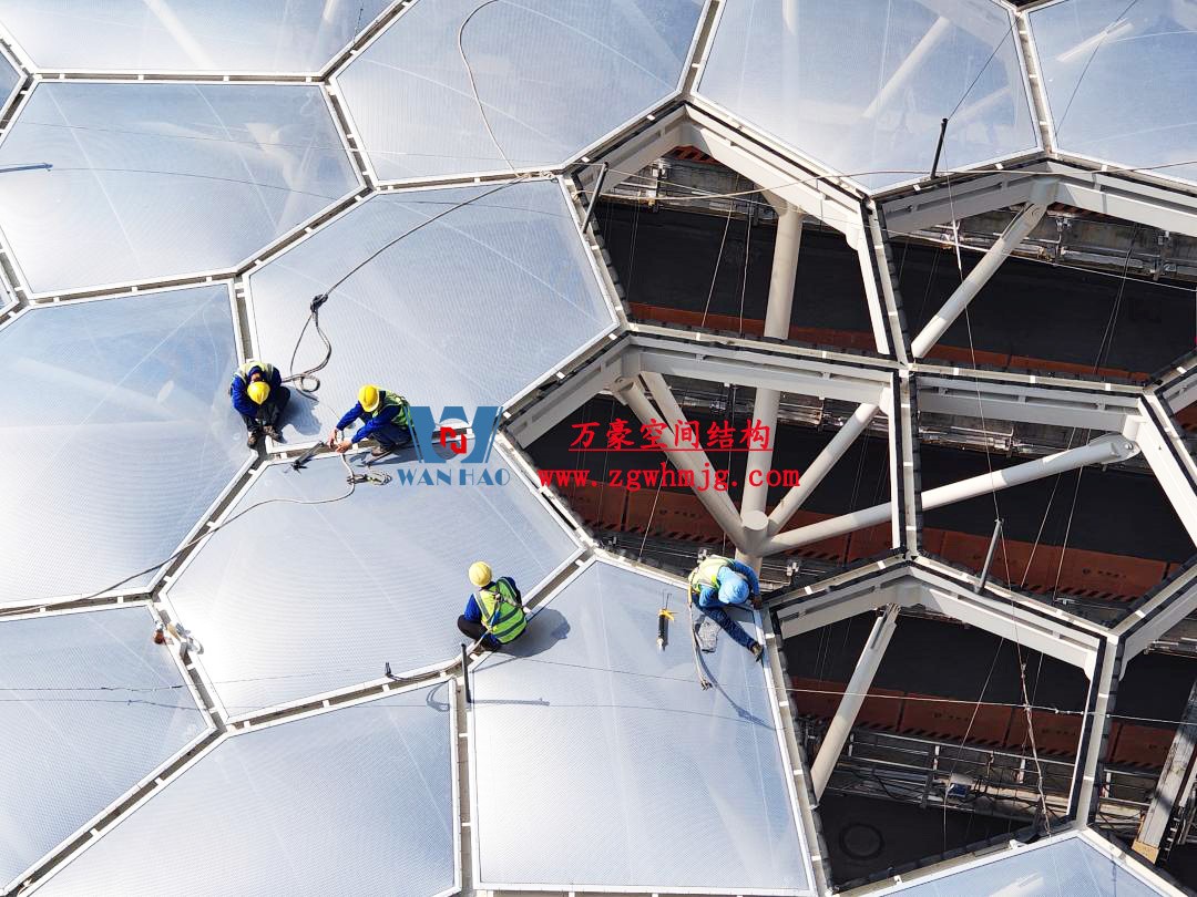 安吉縣昌碩小區(qū)地塊房產(chǎn)開(kāi)發(fā)項(xiàng)目鋼結(jié)構(gòu)天幕