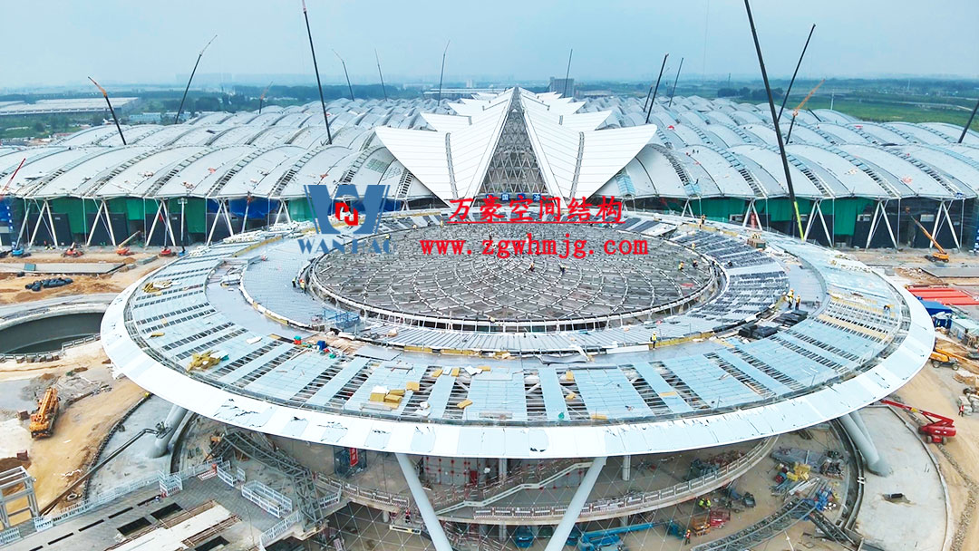 鄭州中原高鐵港數(shù)字展貿(mào)城ETFE膜結(jié)構(gòu) PTFE膜結(jié)構(gòu)工程