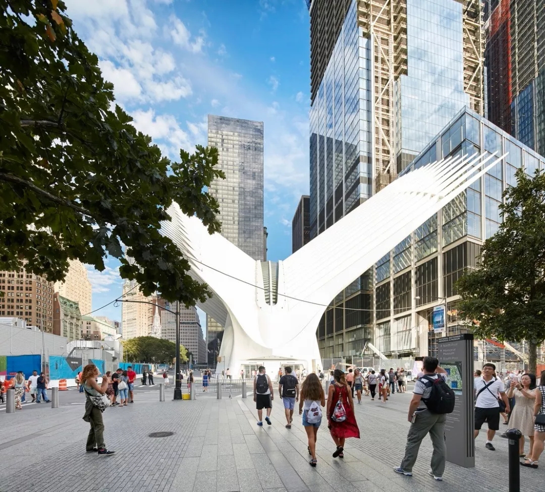 唯有鬼才，才敢讓建筑飛起來！