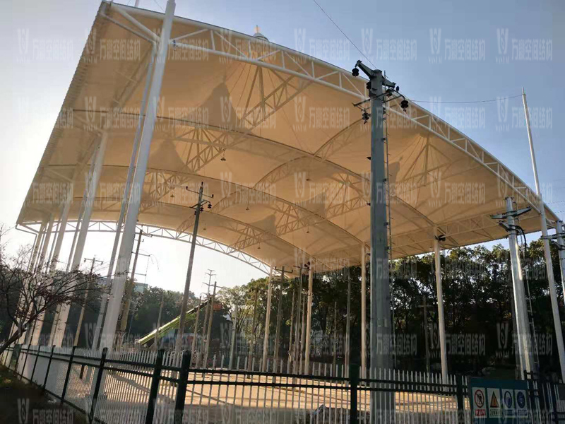 張拉膜結構廠家哪家好？該如何選擇張拉膜結構廠家？