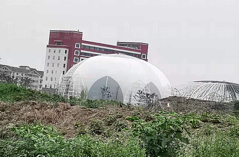 四川彭山訓練基地（一期）膜結構項目膜結構安裝中