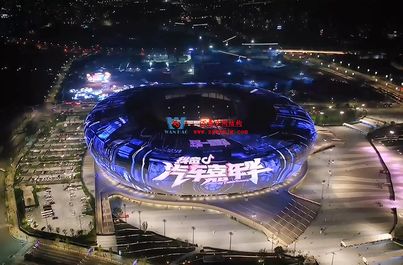 假期還在繼續(xù)，這個ETFE膜結(jié)構(gòu)足球場內(nèi)精彩正在上演~